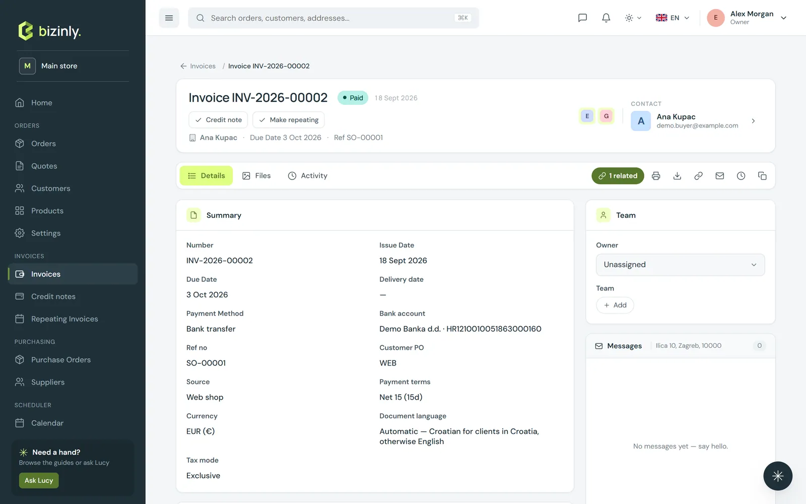 An issued invoice's own page: status, due date, reference, contact and toolbar actions